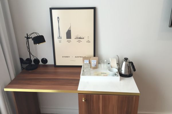 Five Rooms (Leer)